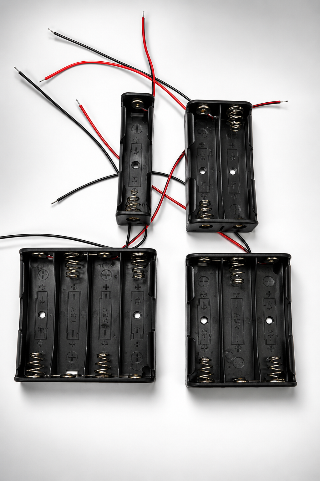 18650 Lithium-Ion Rechargeable Battery 3.7V with Single Slot Battery Holder and Wire Leads, Battery Case for DIY Electronics, Arduino, Robotics, LED Projects & Portable Power Supply